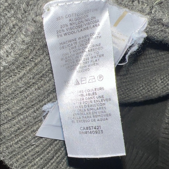 LOFT Women's Olive Knit Sweater - Picture 6 of 9